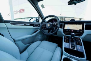 2024 Porsche Macan AWD